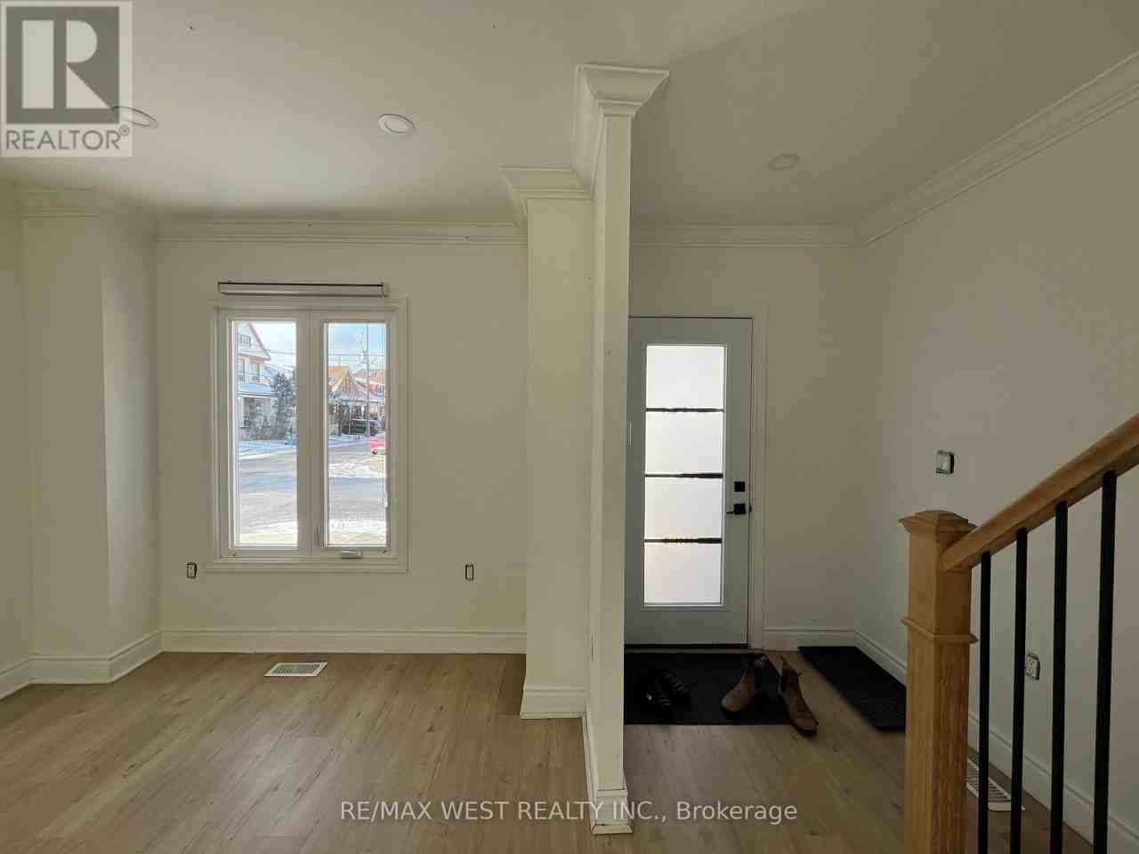 104 Avondale Street - Photo 2 of 13