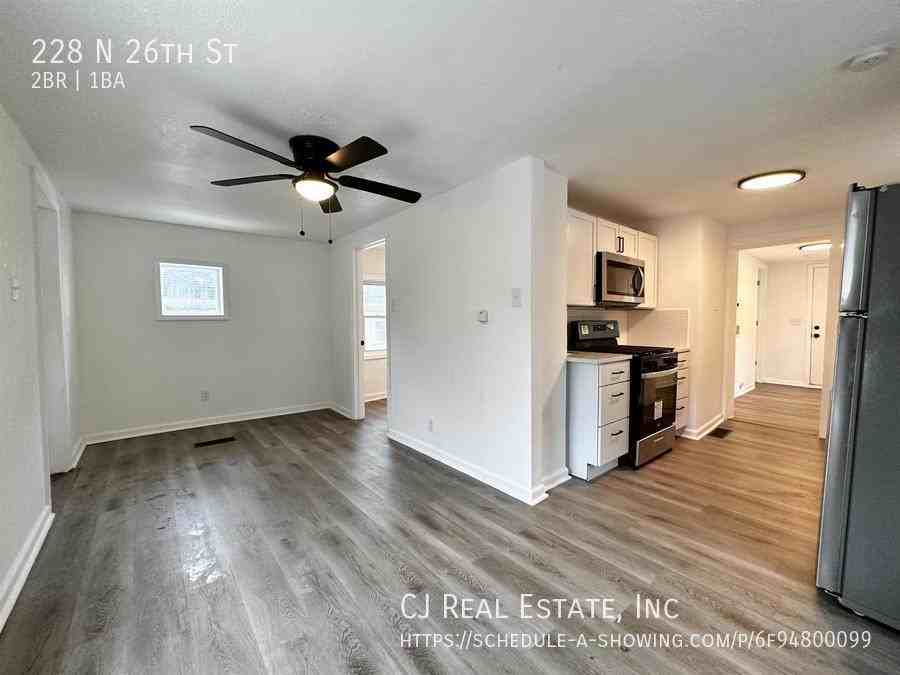 228 N 26th St - Photo 3 of 11