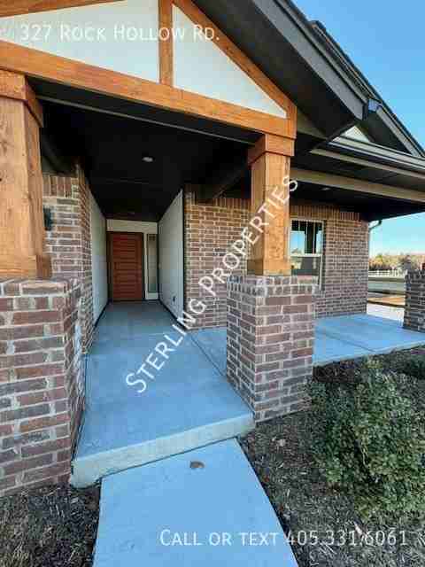 327 Rock Hollow Rd - Photo 3 of 33