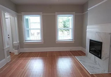 1609 Se 12th Ave - Photo 3 of 10