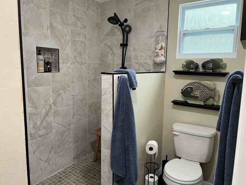 10601 Kim Ln #B - Photo 3 of 22