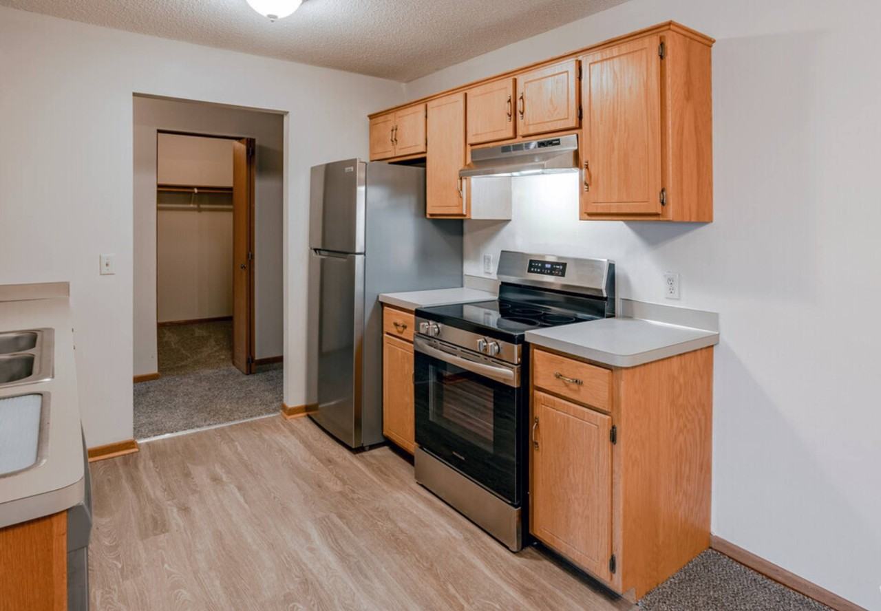 River Ridge Apartments - Photo 3 of 45