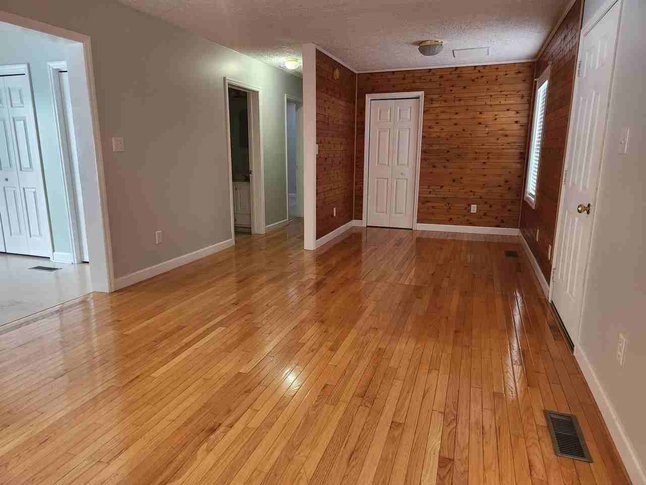 121 Franklin Drive #1 - Photo 2 of 20