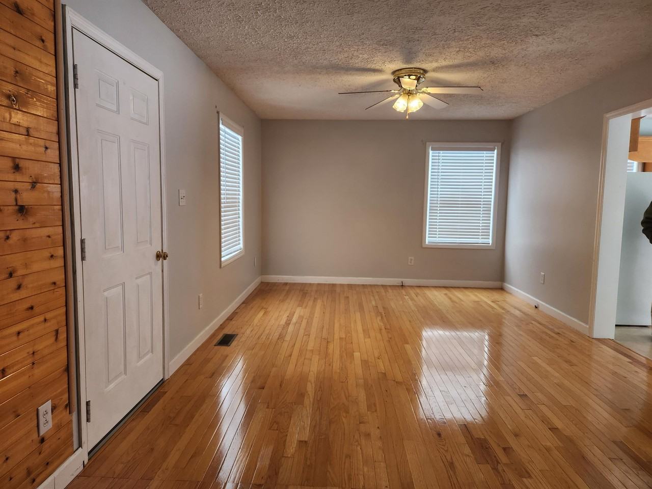 121 Franklin Drive #1 - Photo 3 of 20