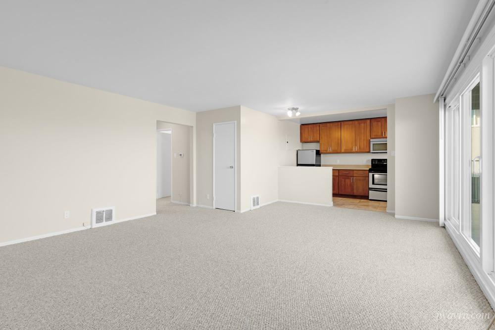 Burnett Avenue & Parkridge Drive - Photo 5 of 17