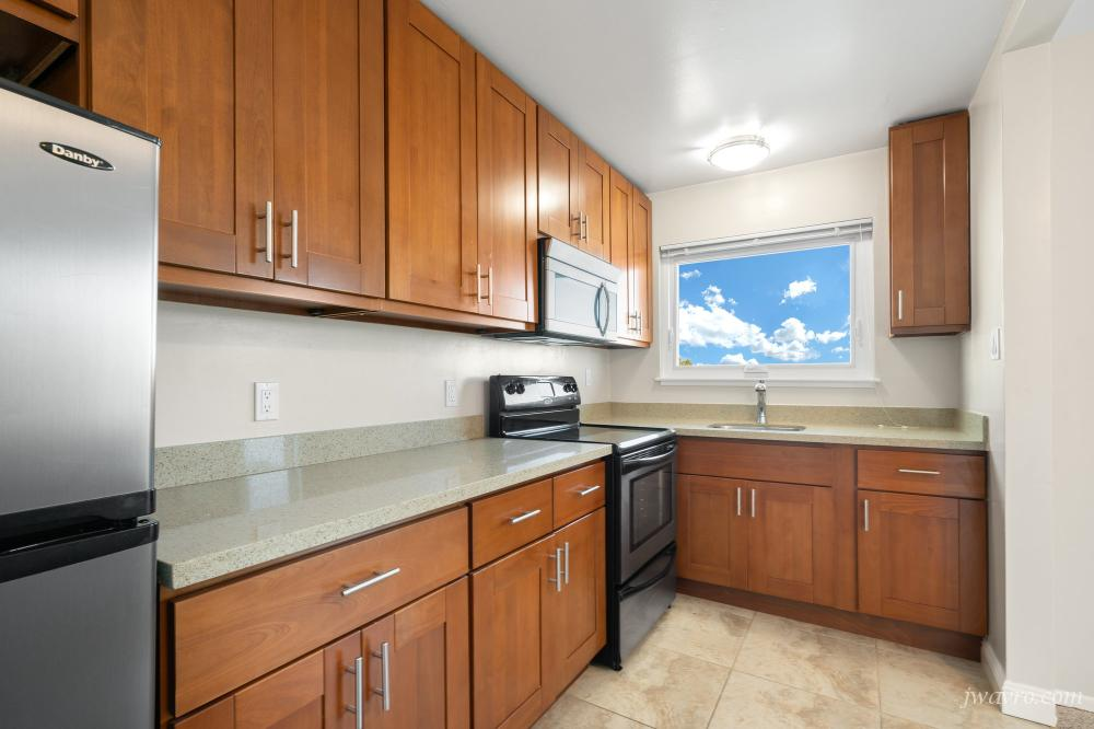 Burnett Avenue & Parkridge Drive - Photo 6 of 17