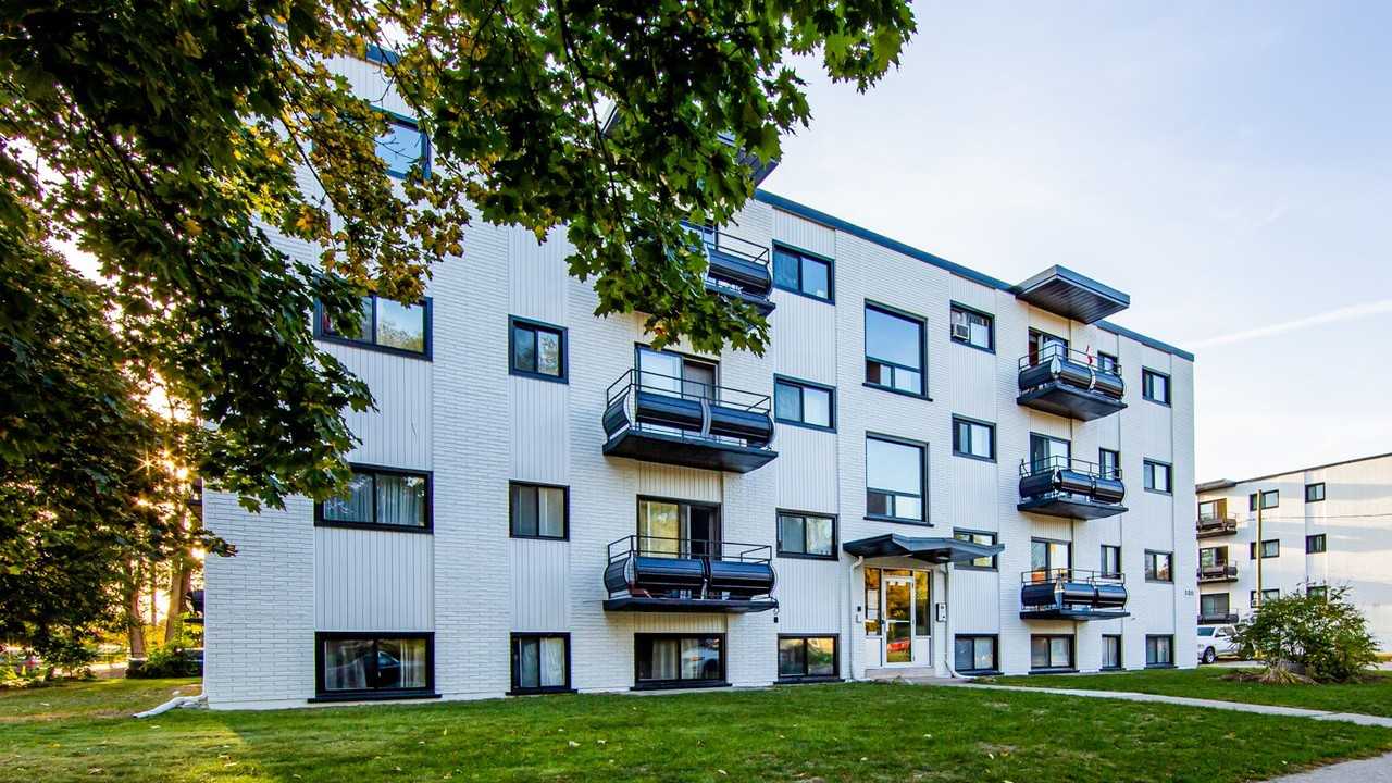 100 & 120 Beck Street Apartments 120 & 120 Beck Street, Cambridge, ON