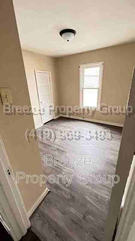1912 Greenwood Ave - Photo 7 of 9