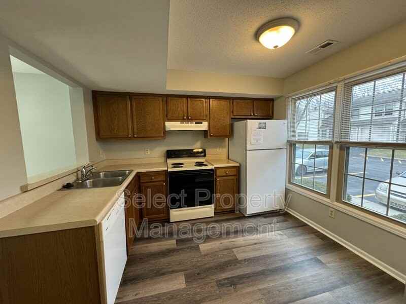 5442 Evard Rd - Photo 2 of 13