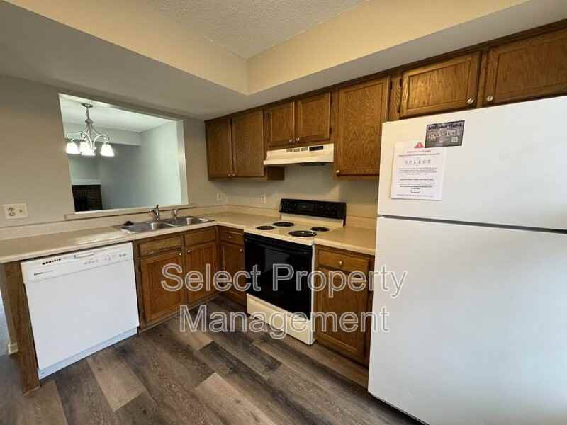 5442 Evard Rd - Photo 3 of 13