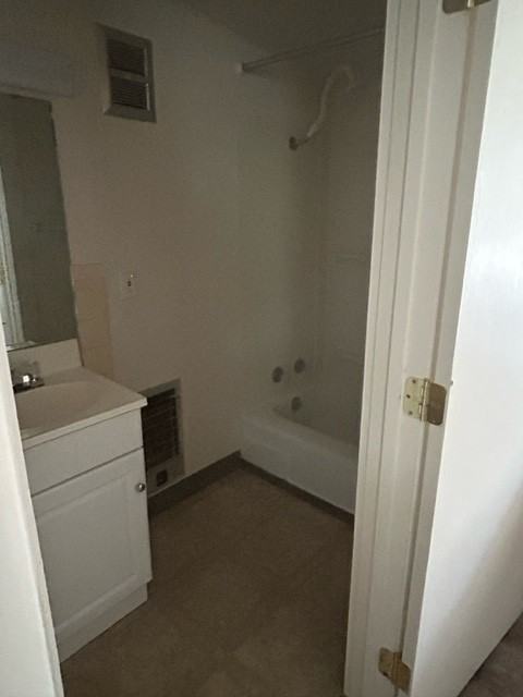 110 116 East Chilhowie Avenue Apartments in Johnson City, TN 37601