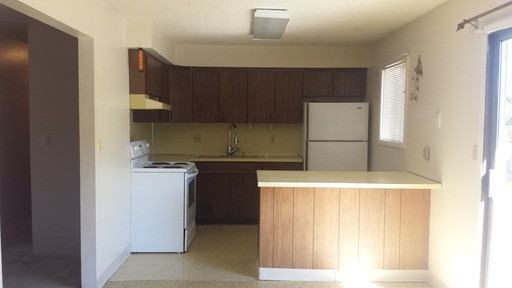 132 Irving St - Photo 3 of 13