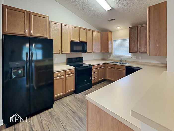 138 Savannah River Dr - Photo 2 of 22