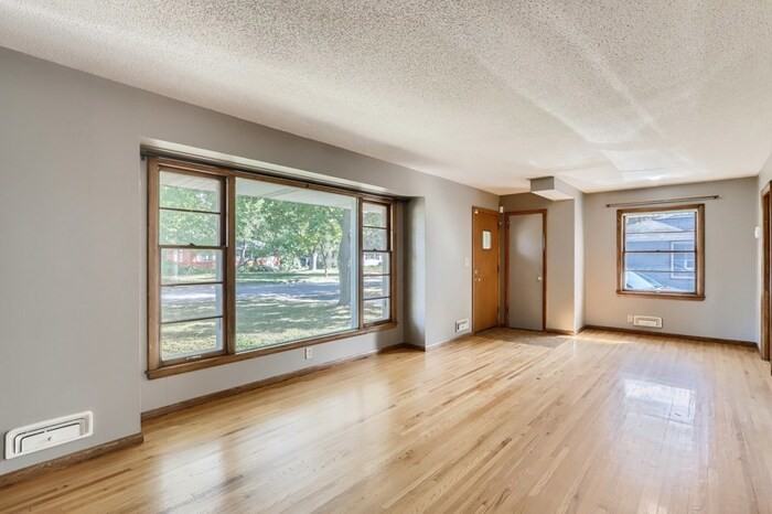 7520 Thomas Ave S - Photo 2 of 14