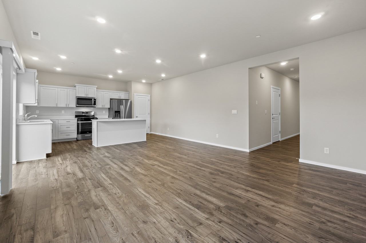 10618 Se 265th Pl #1 - Photo 5 of 19