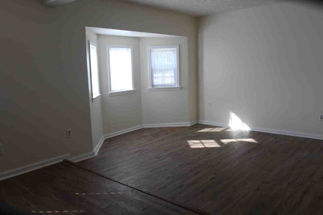 139 Katie Lynn Street East #1 - Photo 5 of 17