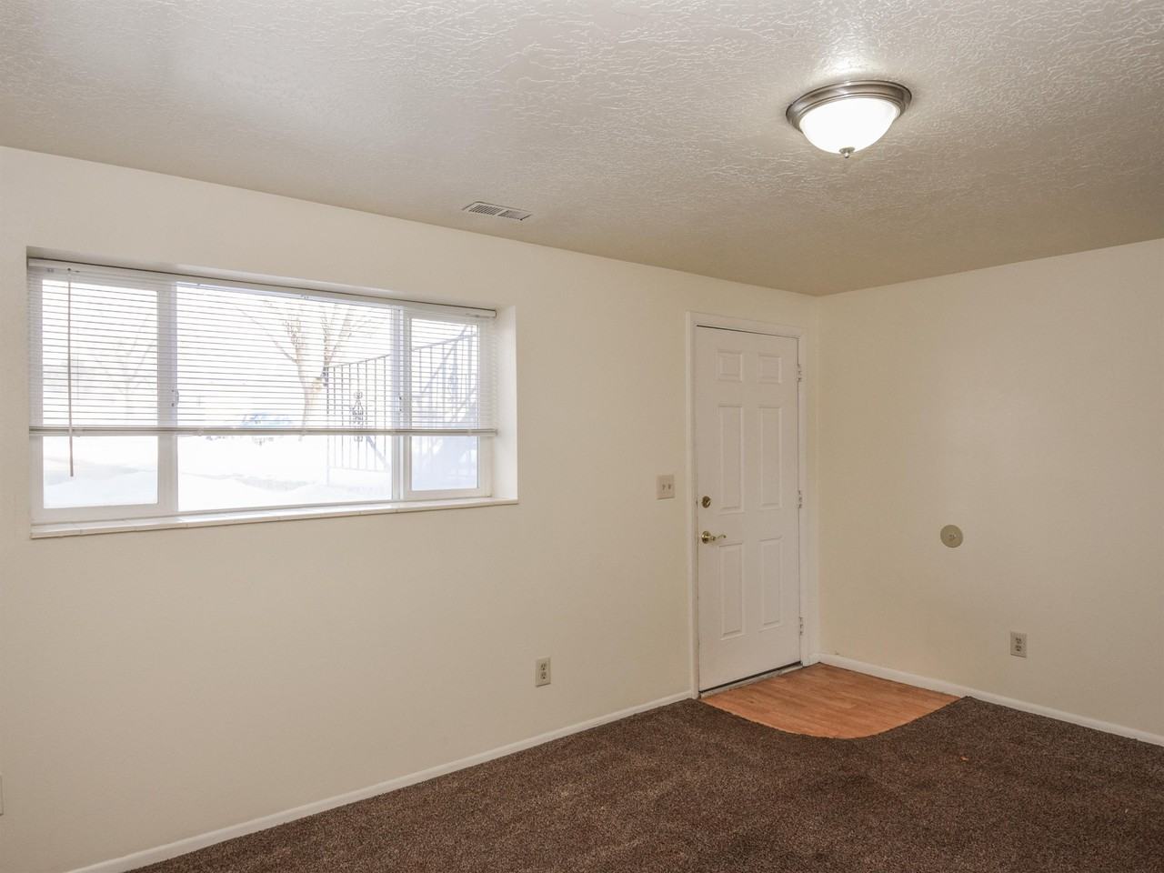 875 W 530 S #4 - Photo 3 of 20