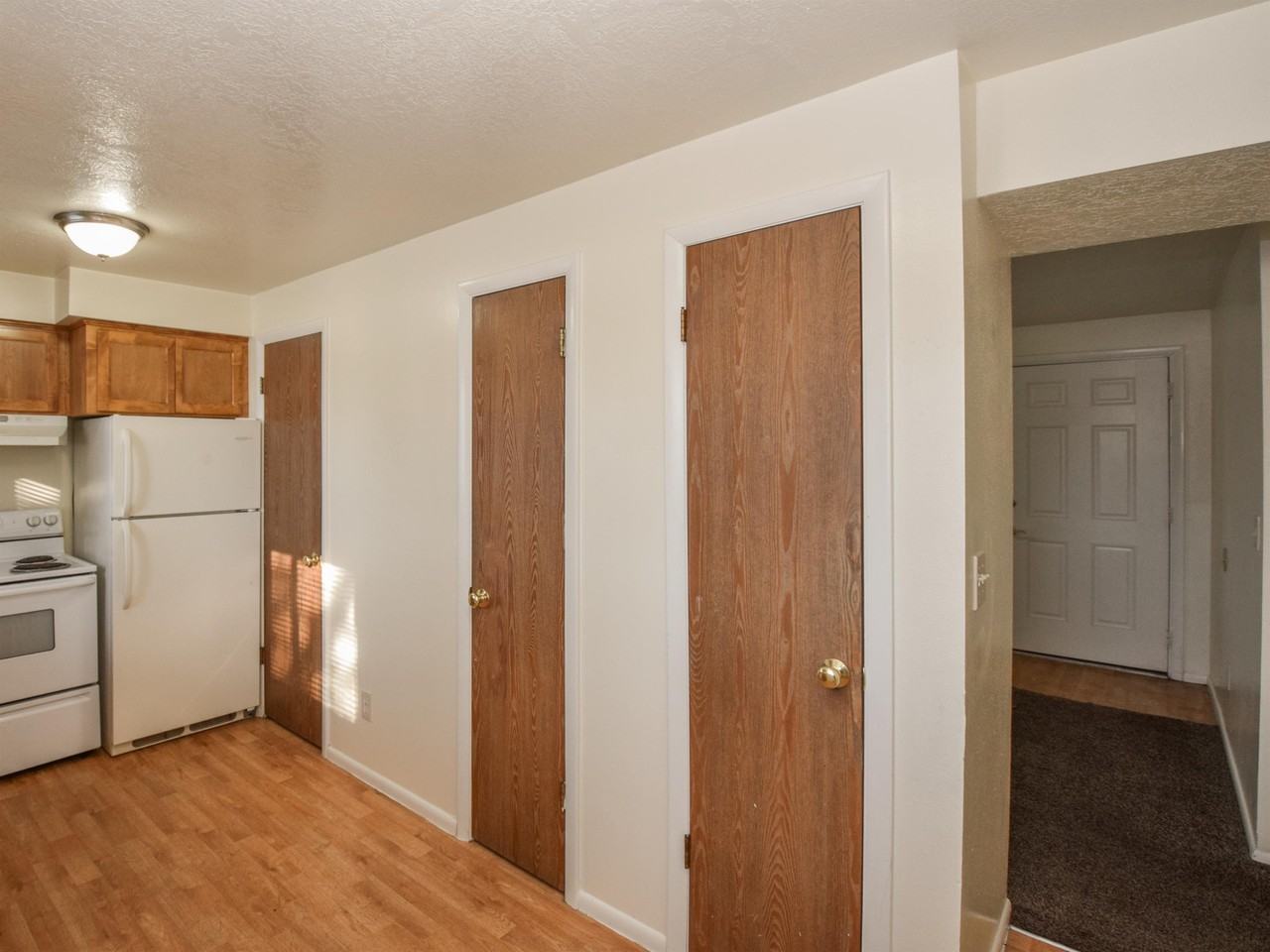875 W 530 S #4 - Photo 7 of 20