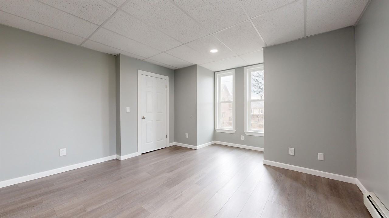 8 George St Bldg A #7 - Photo 2 of 46