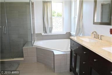 1275 Sheridan Dr - Photo 2 of 6