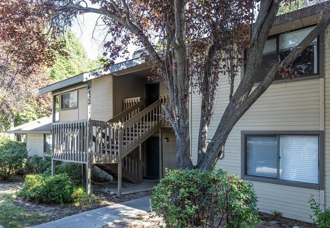 3781 S Gekeler Ln - Photo 3 of 28