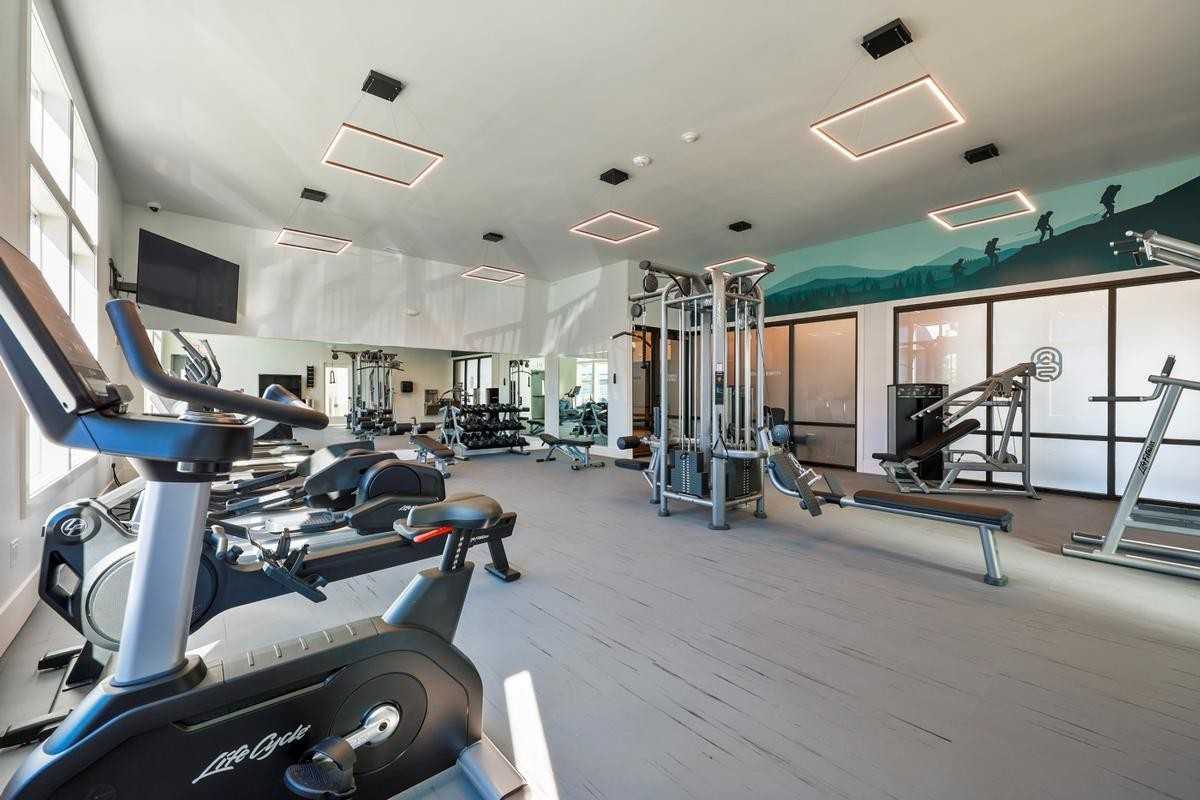 7127 32nd Ave Ne - Photo 2 of 31