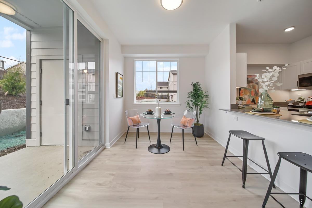 7127 32nd Ave Ne - Photo 5 of 31