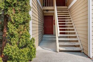 featured image of 3873 Nw Fairway Ln