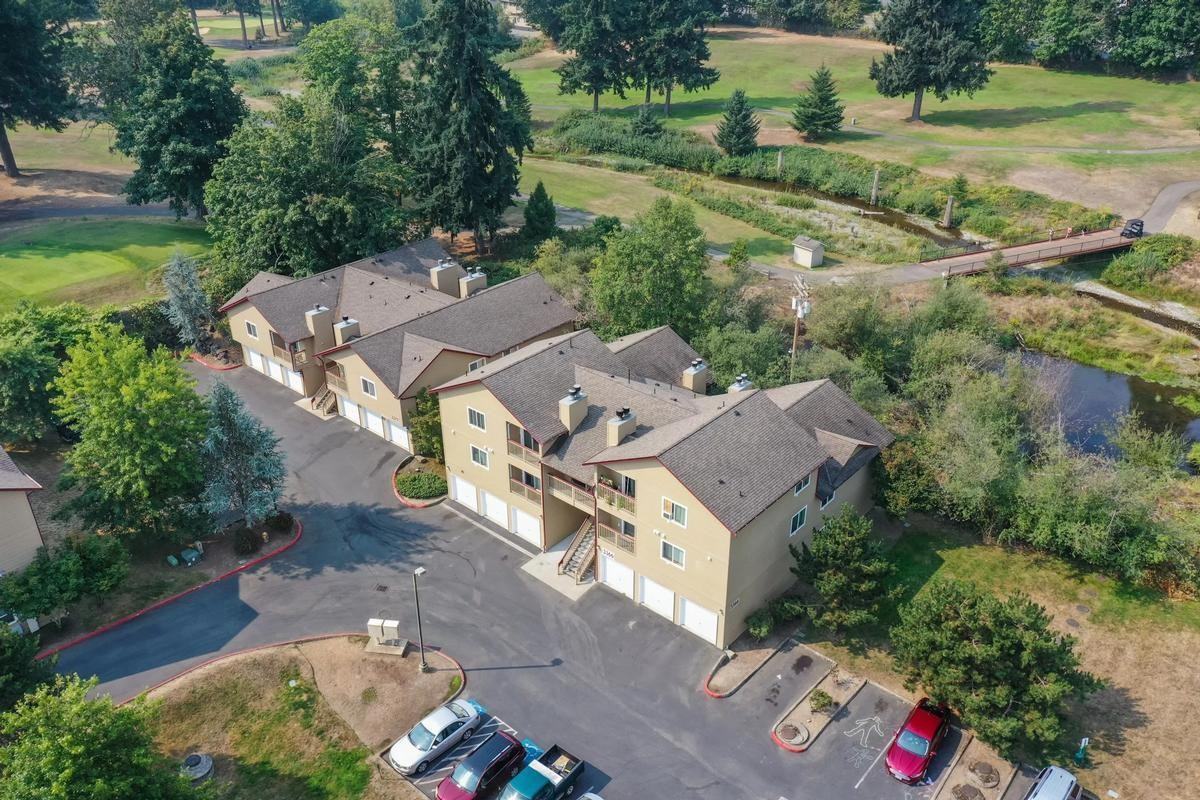 3873 Nw Fairway Ln - Photo 6 of 18