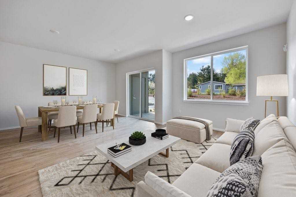 14402 2nd Ave E - Photo 3 of 8