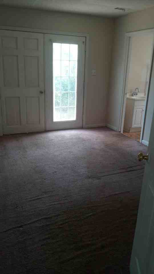 115 Carver St - Photo 3 of 27