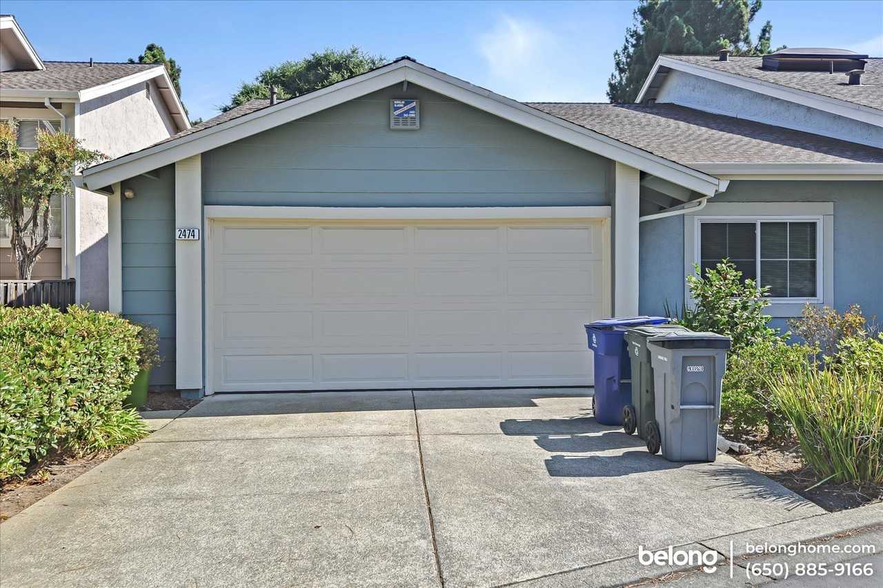 2474 Croyden Ct - Photo 2 of 39