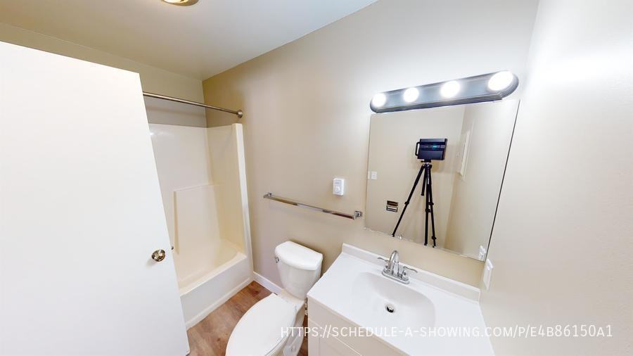 403 E Park St #22 - Photo 5 of 8