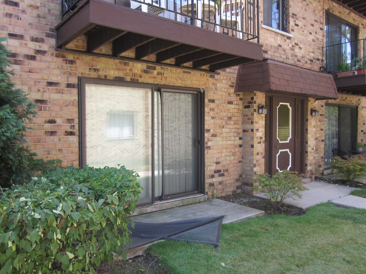 9700 Bianco Terrace - Photo 3 of 13