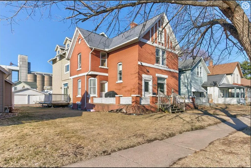 536 West 5th Street - Photo 2 of 15