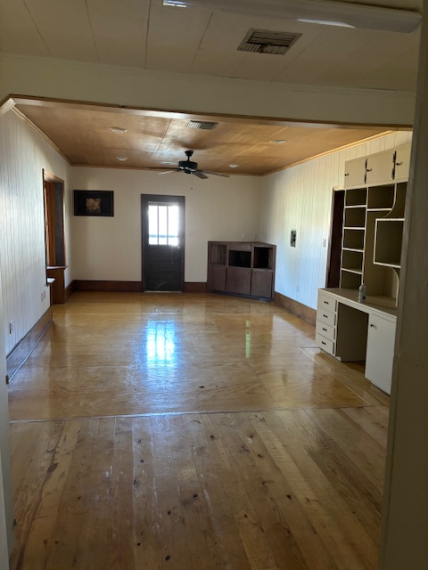 108 Aymar Dr - Photo 3 of 10