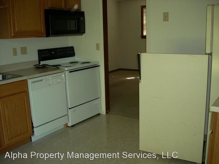 206 Grant St - Photo 2 of 4