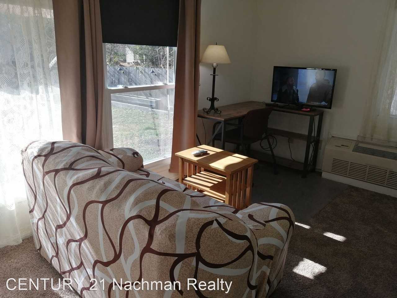 508 Dunning Street - Photo 2 of 7