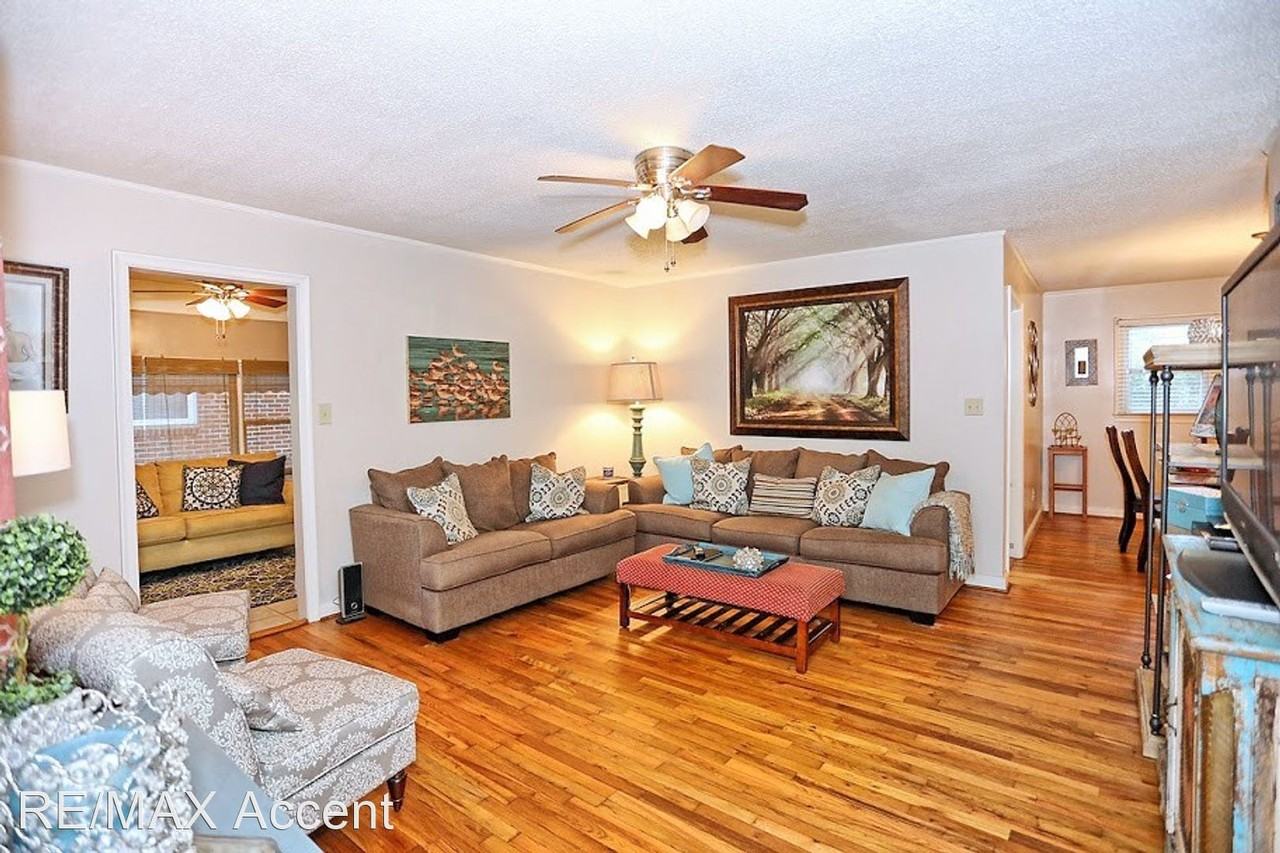 214 Brandywine Rd - Photo 3 of 34