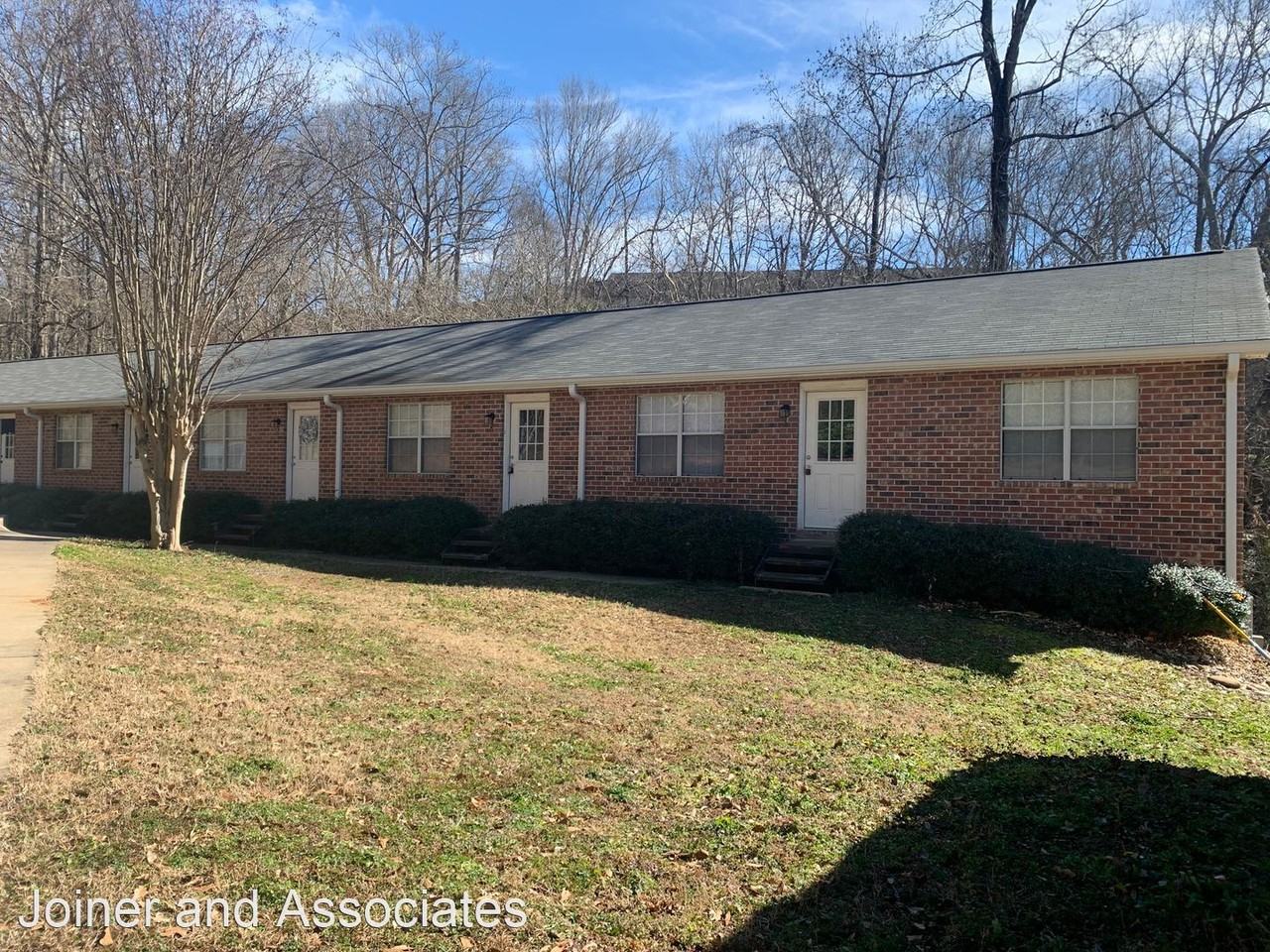 190 Eaglewood Way - Photo 2 of 22