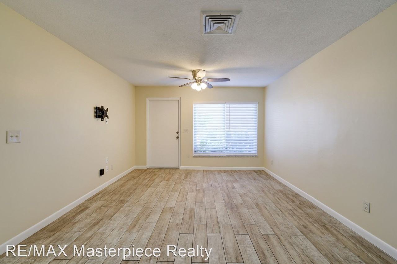 947 - 949 Fra-Mar Place - Photo 3 of 23