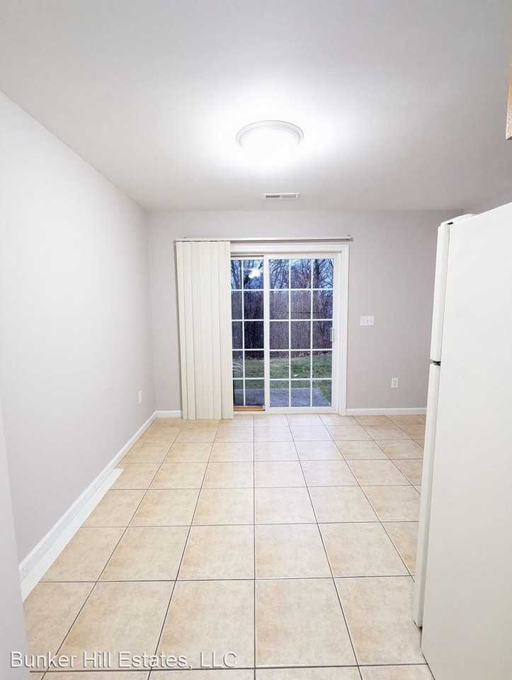 150 Mohican Avenue - Photo 3 of 10
