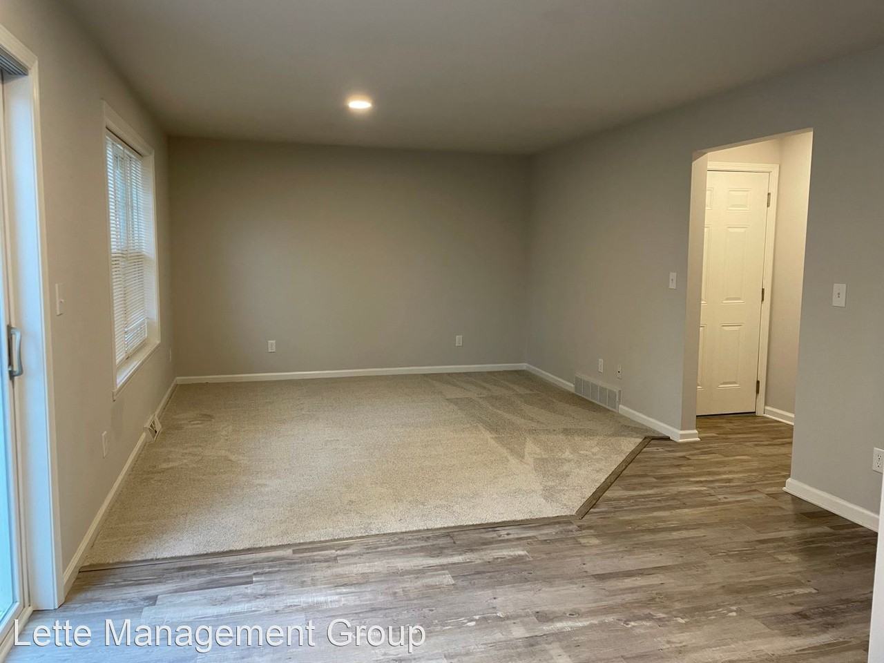 1 1/2 Cimino Lane - Photo 3 of 14