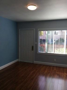 3105 California St - Photo 2 of 7