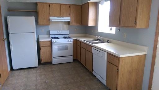 4883 Princess Diana Ct - Photo 3 of 11