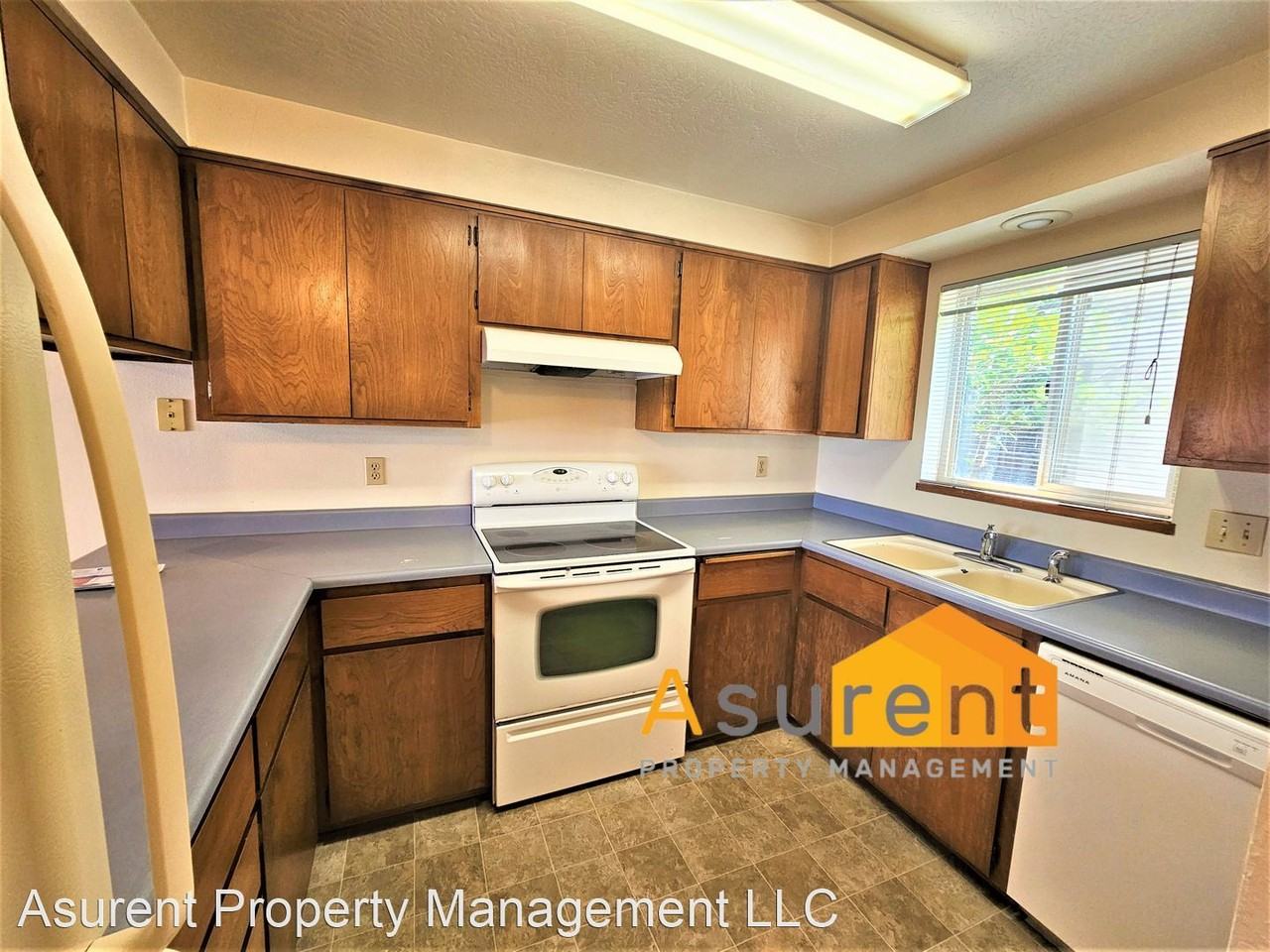 483 & 485 Maple Way - Photo 2 of 10