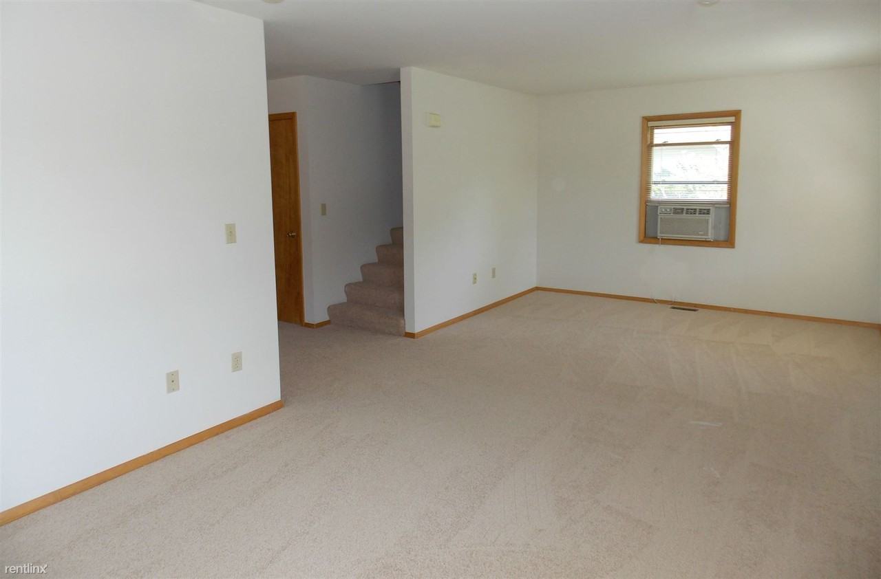 1731 S Highland Ave - Photo 2 of 10