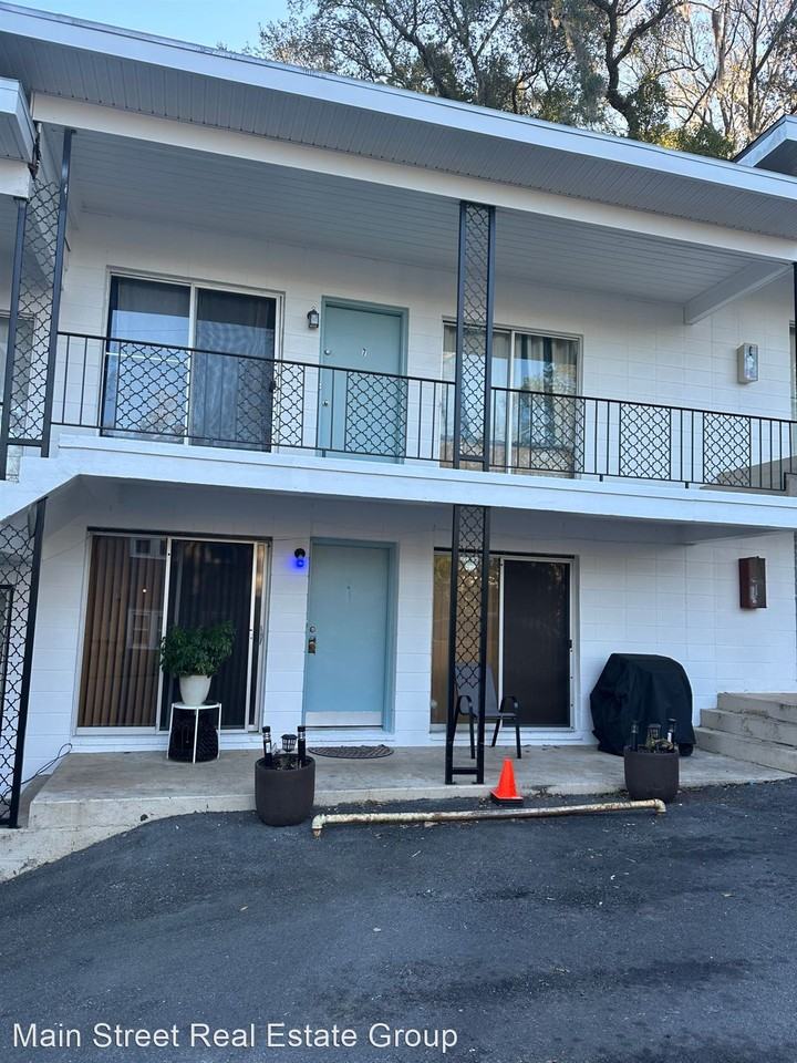 615 E. Park AVenue - Photo 2 of 8