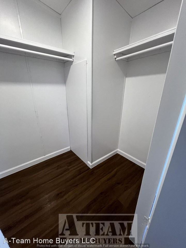 305 Saint Joseph St - Photo 3 of 15