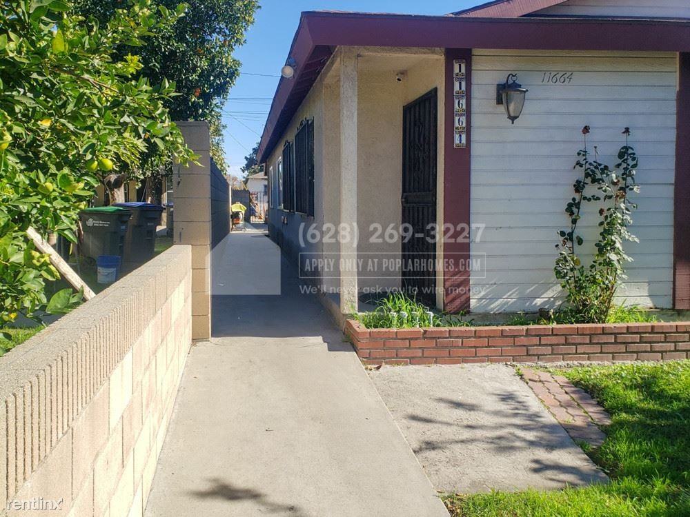 11664 Virginia Ave - Photo 3 of 22